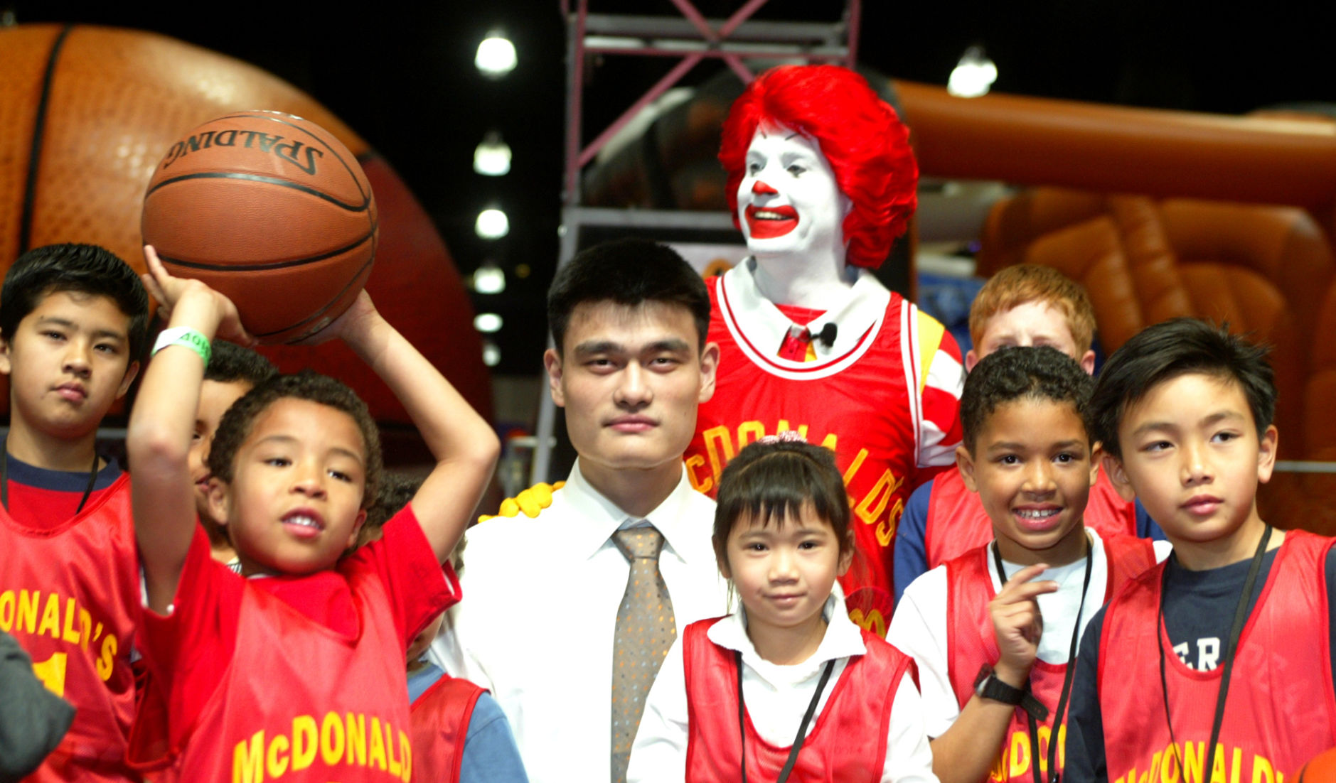 Ronald McDonald, Yao Ming, 2004